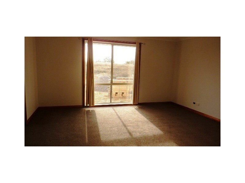 1/96 Doust Road, Bywong NSW 2621