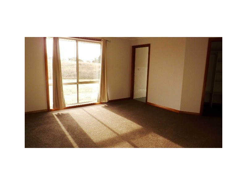 1/96 Doust Road, Bywong NSW 2621