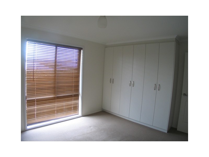 1/71 Donald Road, Queanbeyan NSW 2620