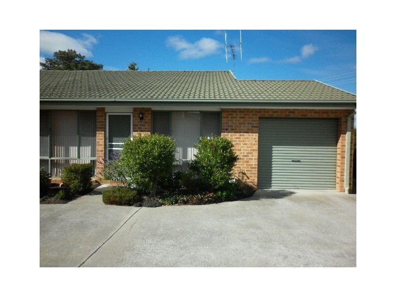 5/1  Blackall Avenue, Queanbeyan NSW 2620