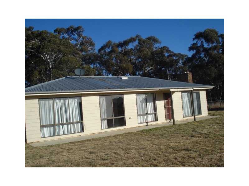 26c  Sugarloaf Ridge, Queanbeyan NSW 2620