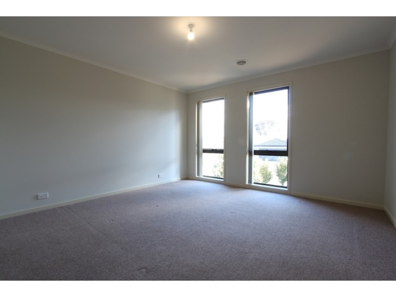 4 Goolara Place, Jerrabomberra NSW 2619