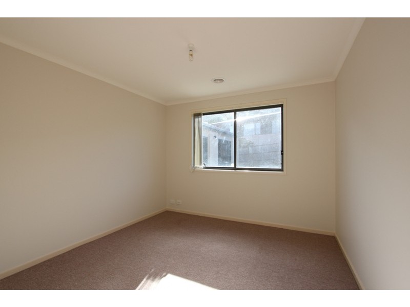 4 Goolara Place, Jerrabomberra NSW 2619