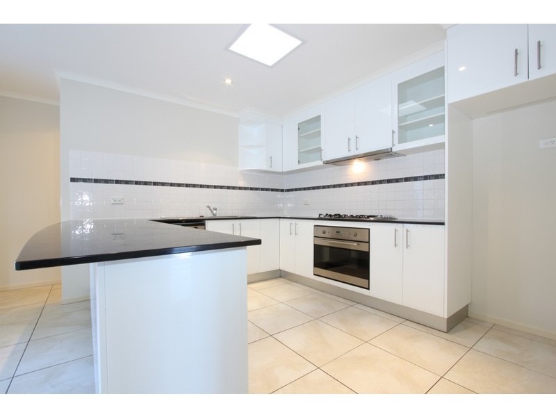 4 Goolara Place, Jerrabomberra NSW 2619