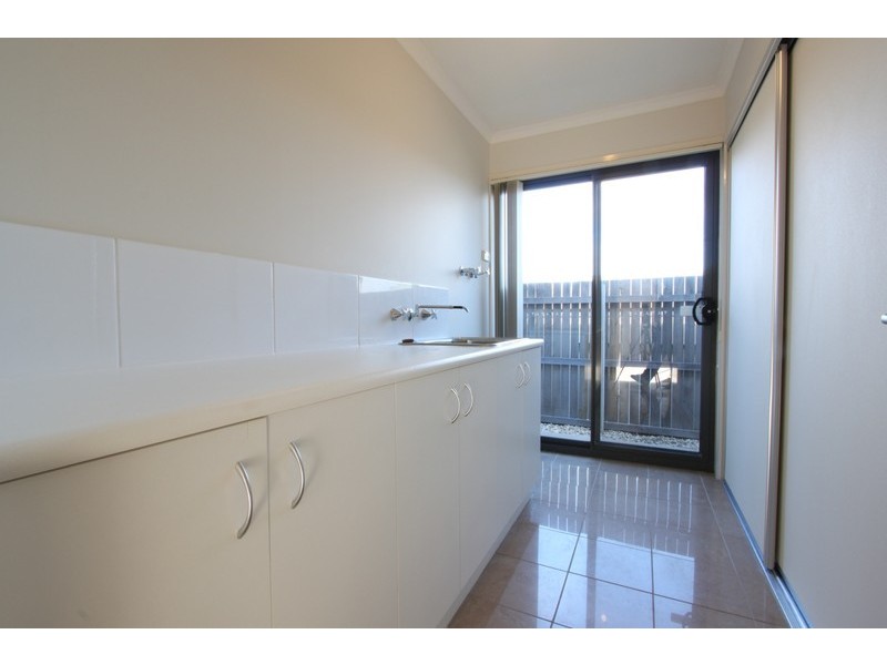 4 Goolara Place, Jerrabomberra NSW 2619