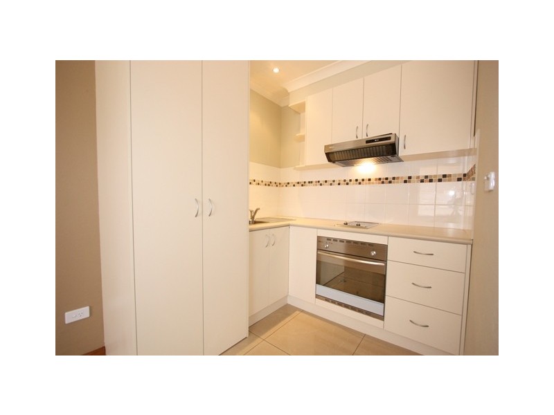 9/7-11 Broughton Place, Queanbeyan NSW 2620