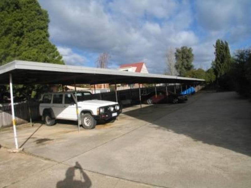 9/20 Charles Street, Queanbeyan NSW 2620