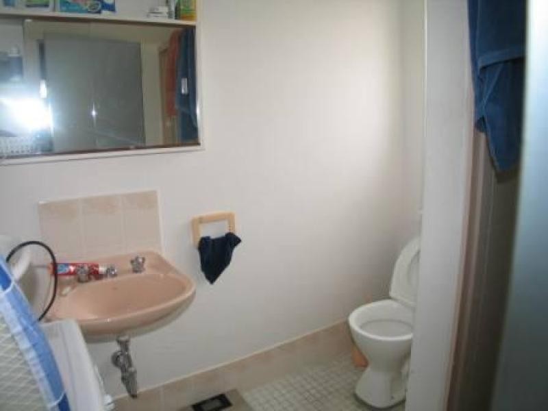 9/20 Charles Street, Queanbeyan NSW 2620