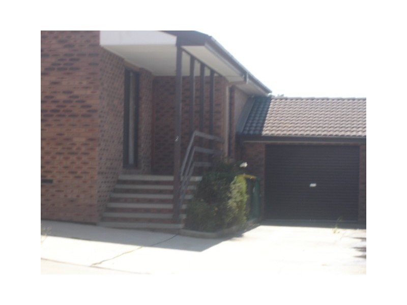 2/31  Ash Street, Queanbeyan NSW 2620