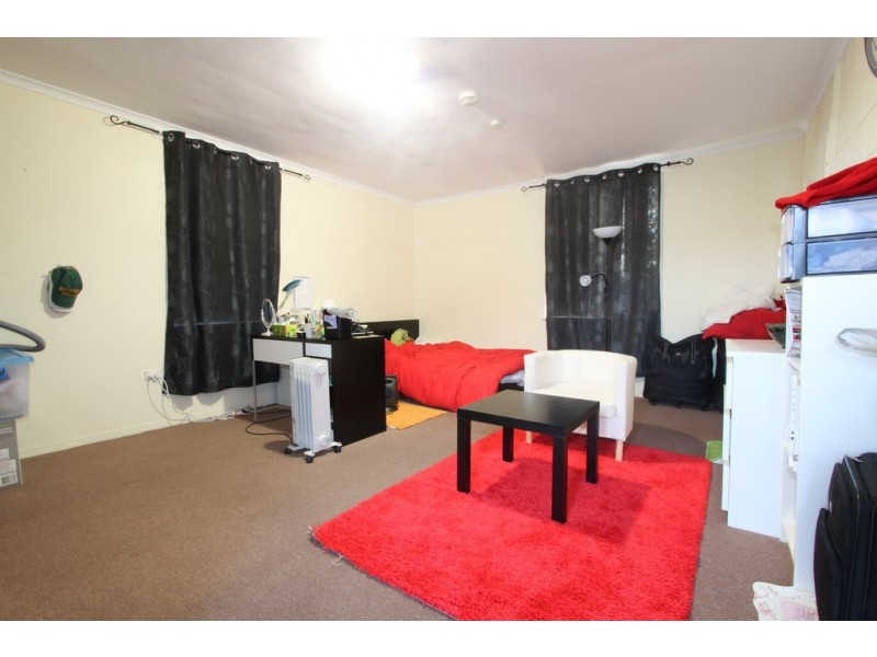 1/22 Carrington Street, Queanbeyan NSW 2620