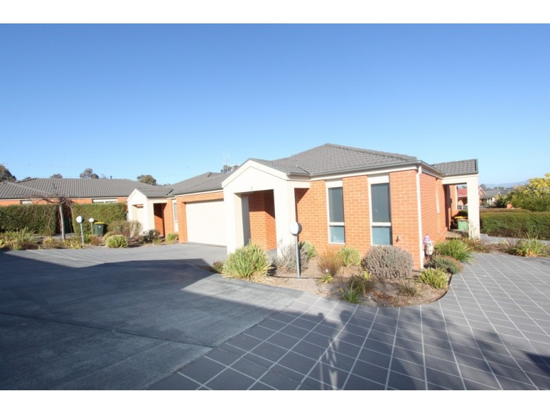 2/34-36 Pannamena Crescent, Jerrabomberra NSW 2619