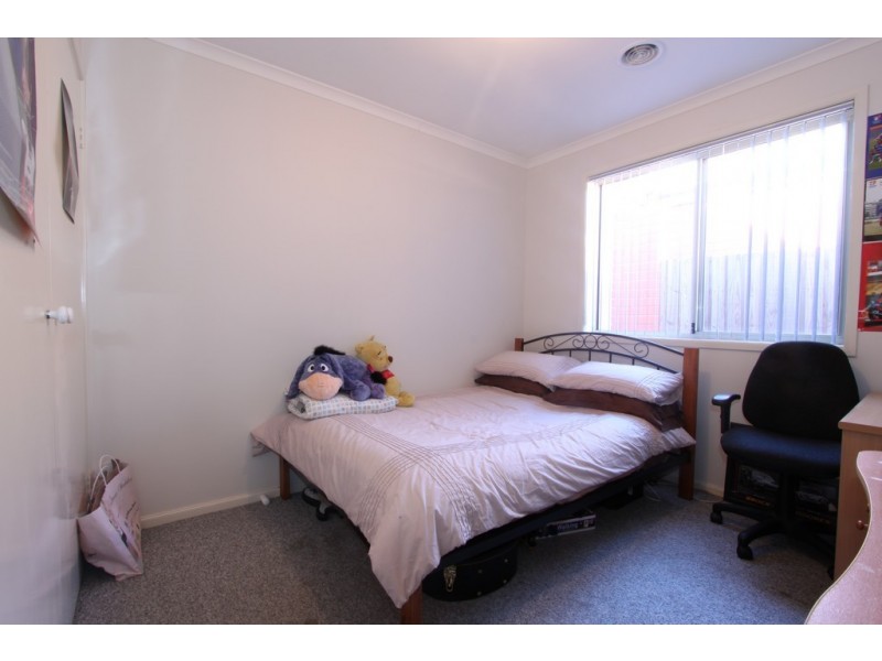 2/34-36 Pannamena Crescent, Jerrabomberra NSW 2619