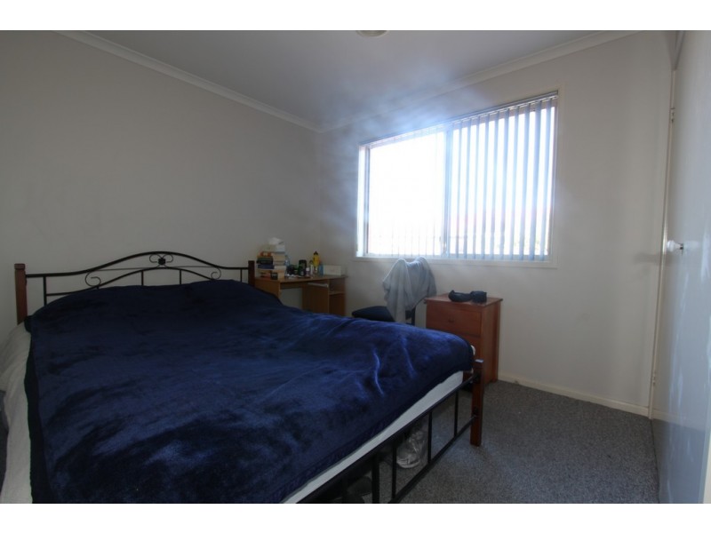 2/34-36 Pannamena Crescent, Jerrabomberra NSW 2619