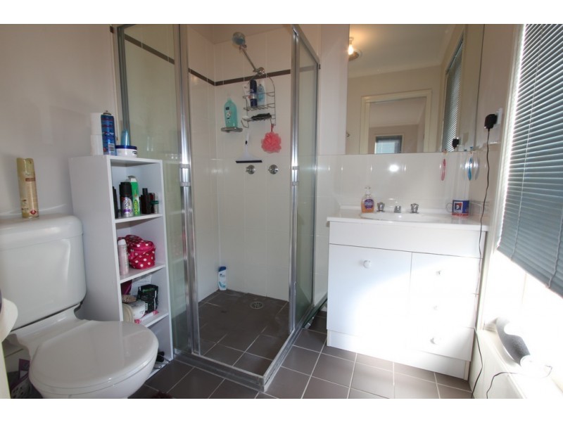 2/34-36 Pannamena Crescent, Jerrabomberra NSW 2619