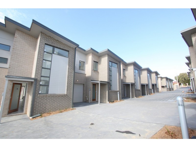 10/19-21 Henderson Road, Queanbeyan NSW 2620