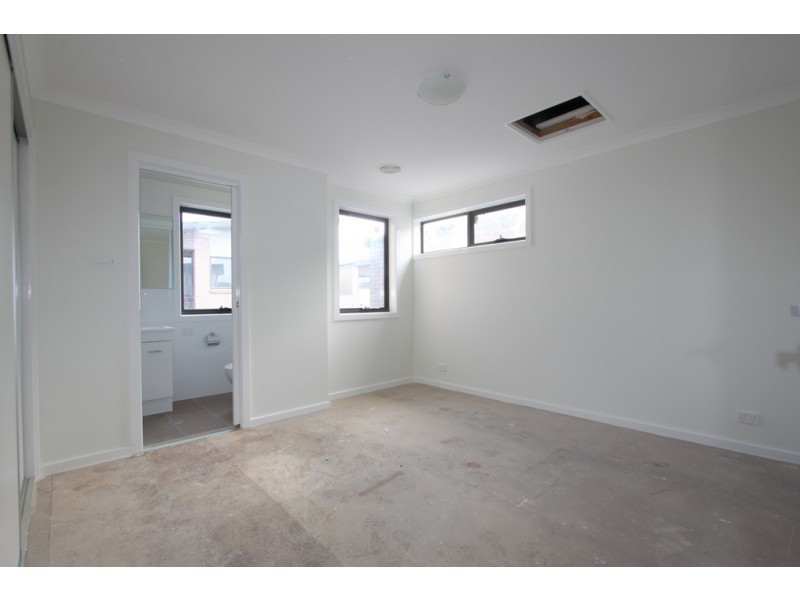 10/19-21 Henderson Road, Queanbeyan NSW 2620