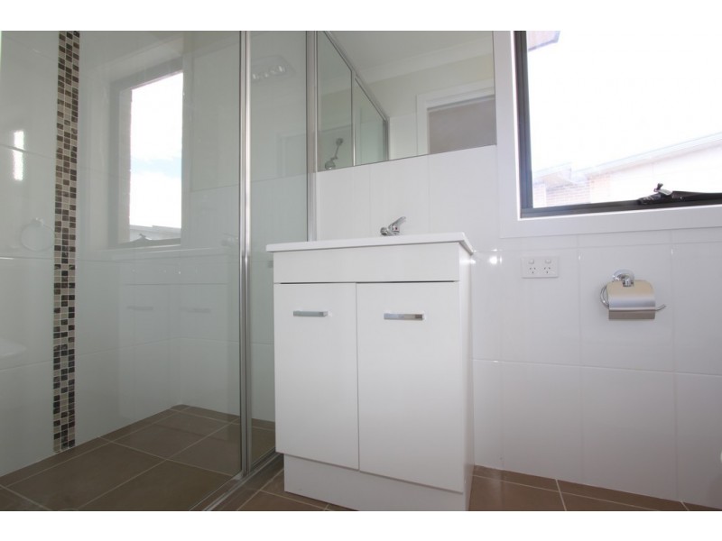 10/19-21 Henderson Road, Queanbeyan NSW 2620