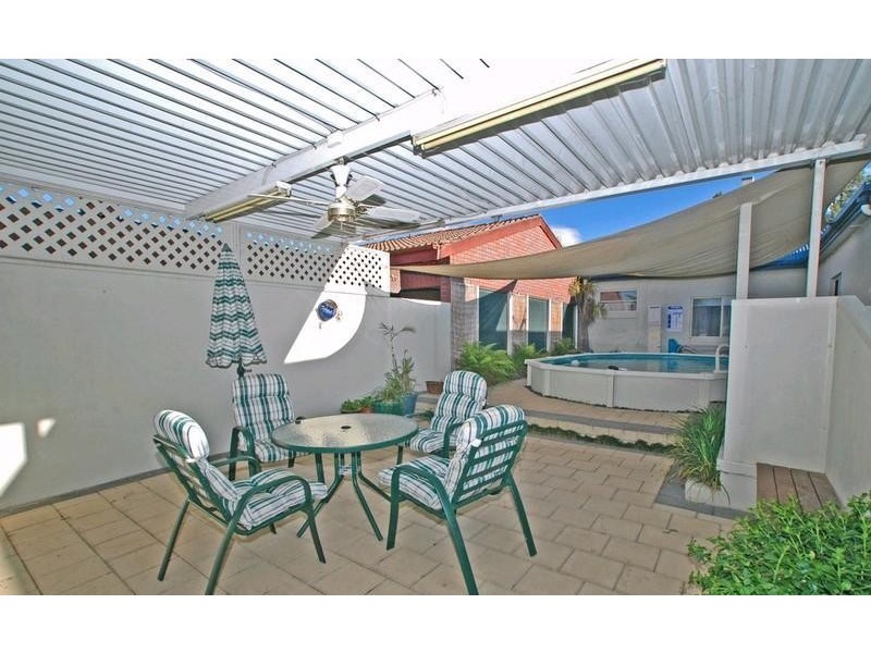 15 Munro Road, Queanbeyan NSW 2620