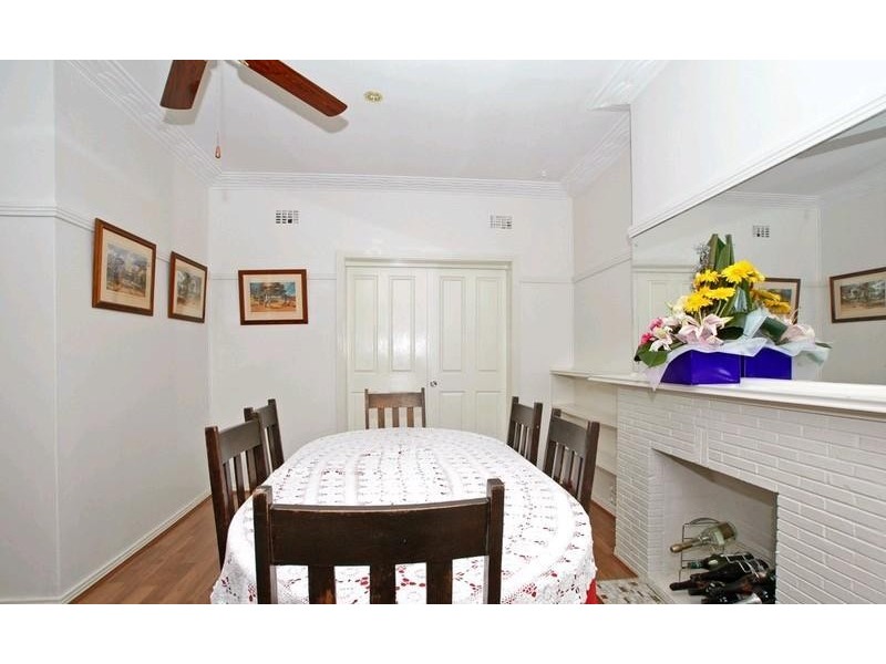 15 Munro Road, Queanbeyan NSW 2620