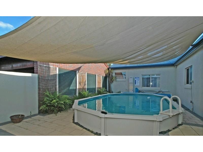 15 Munro Road, Queanbeyan NSW 2620