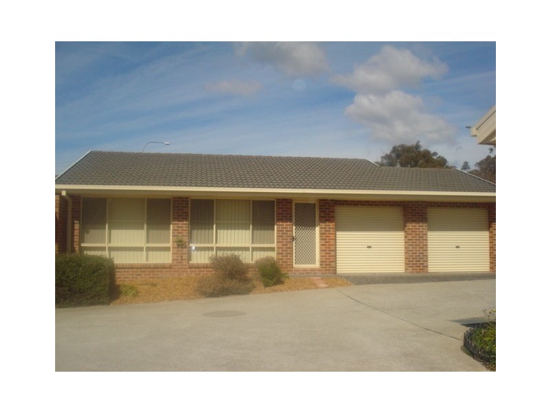 8/157 Uriarra Road, Queanbeyan NSW 2620