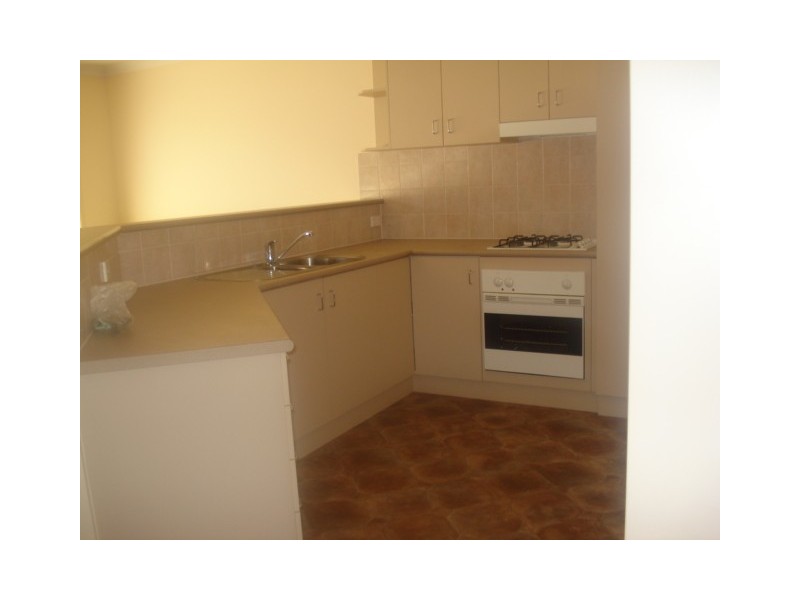 8/157 Uriarra Road, Queanbeyan NSW 2620