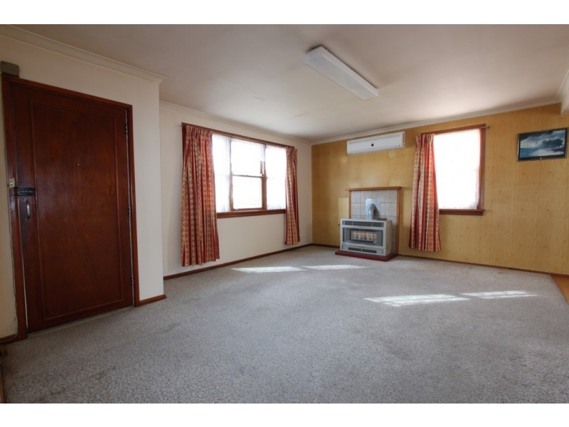 9 Anne Street, Queanbeyan NSW 2620