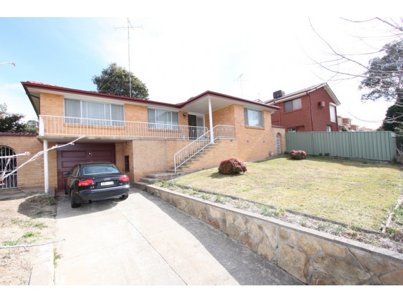 19 Crinoline, Queanbeyan NSW 2620