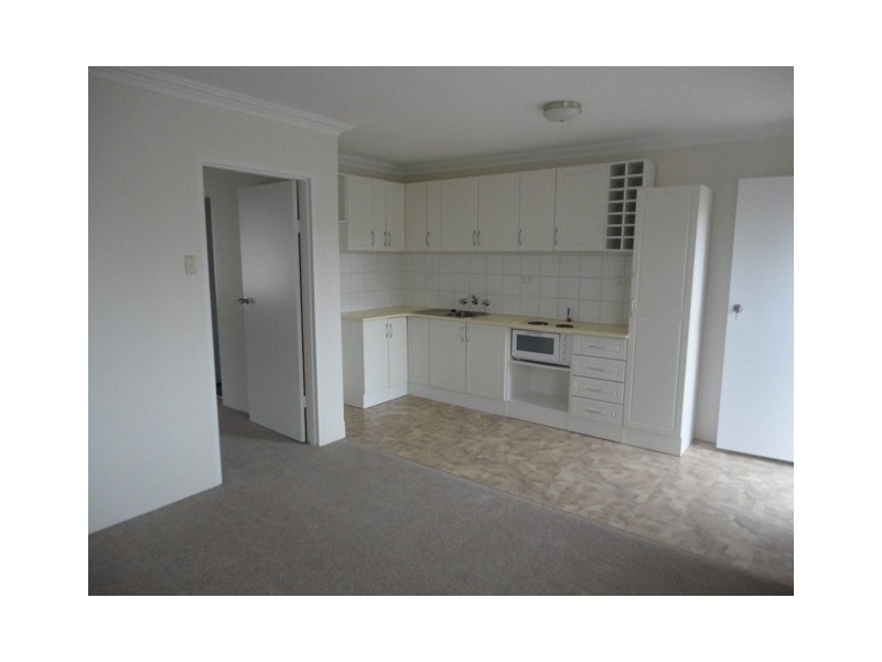 14/22 Mowatt Street, Queanbeyan NSW 2620