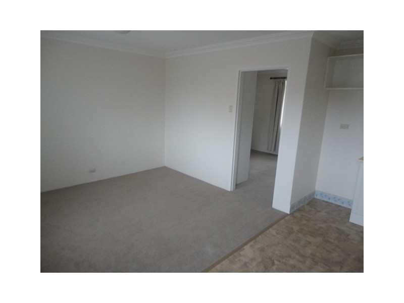 14/22 Mowatt Street, Queanbeyan NSW 2620