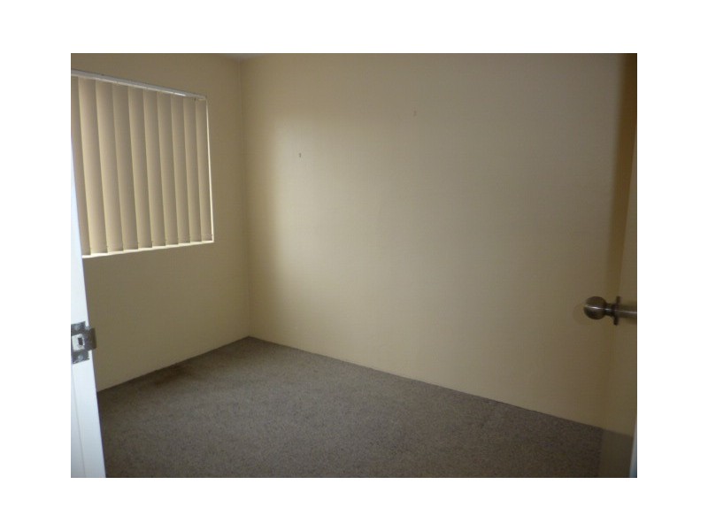 13/1 Mowatt Street, Queanbeyan NSW 2620