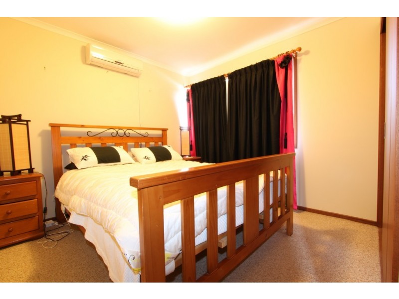 6/9-15 Torpy Place, Jerrabomberra NSW 2619