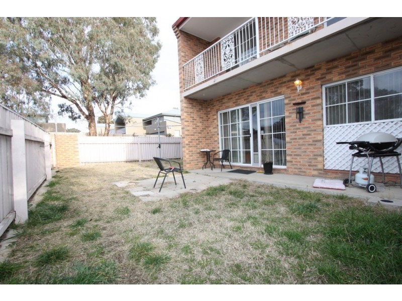 6/9-15 Torpy Place, Jerrabomberra NSW 2619