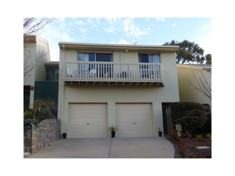 3/8 Kenny Place, Queanbeyan NSW 2620