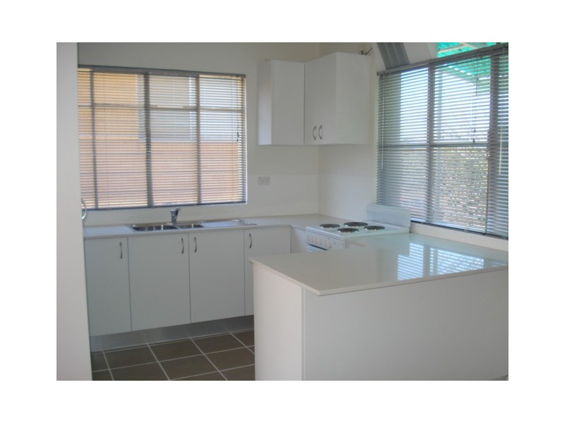 8 O’Neil Street, Queanbeyan NSW 2620