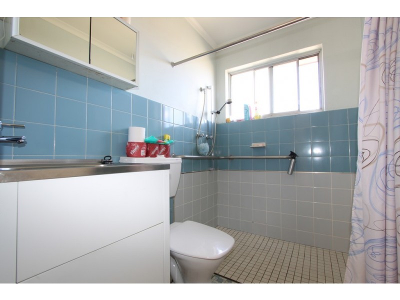 2/56 Atkinson Street, Queanbeyan NSW 2620