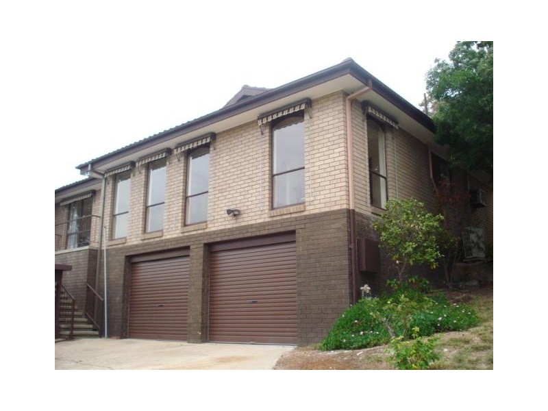 53 Ullamulla Crescent, Queanbeyan NSW 2620