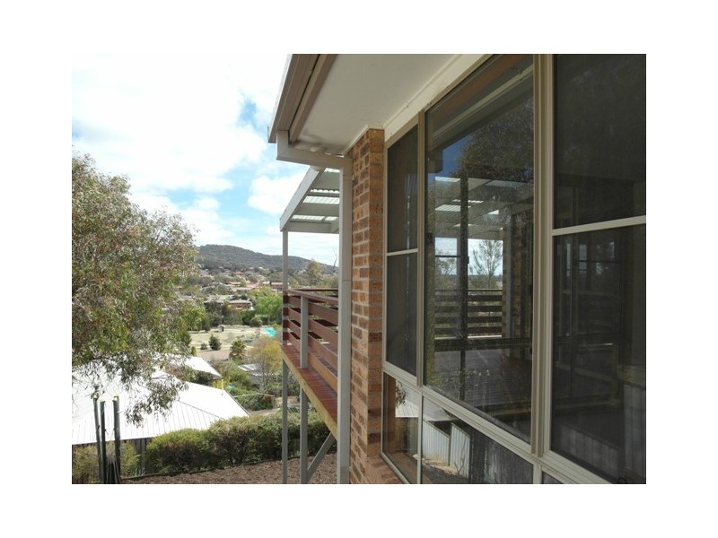 2/14 Caroline Place, Queanbeyan NSW 2620