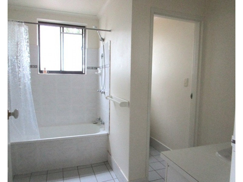 35/5 Crest Road, Queanbeyan NSW 2620