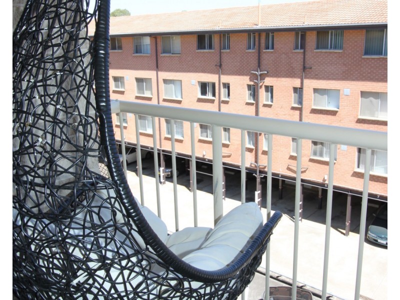 35/5 Crest Road, Queanbeyan NSW 2620