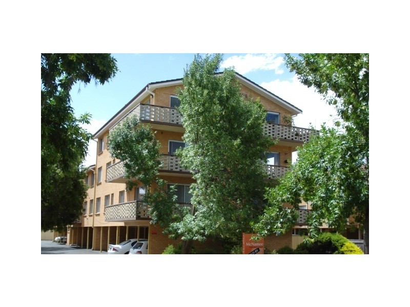 12/2 Booth Street, Queanbeyan NSW 2620