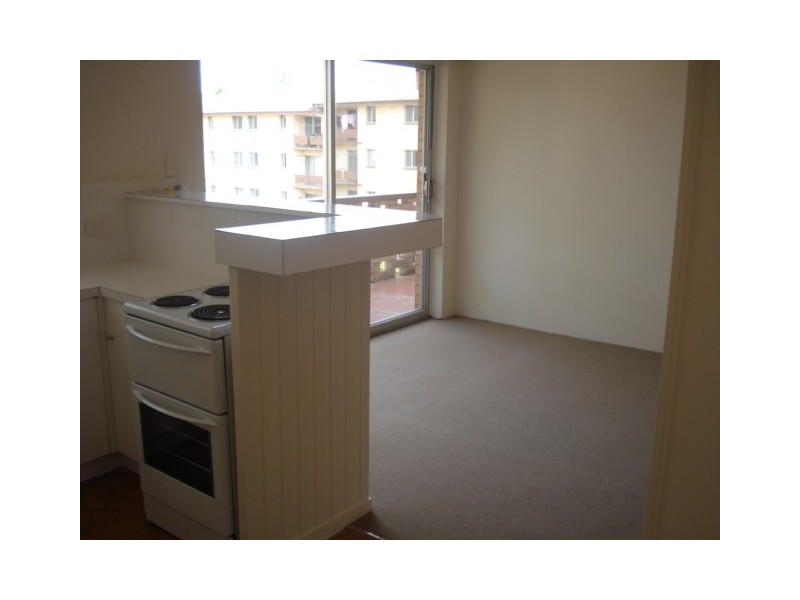 12/2 Booth Street, Queanbeyan NSW 2620
