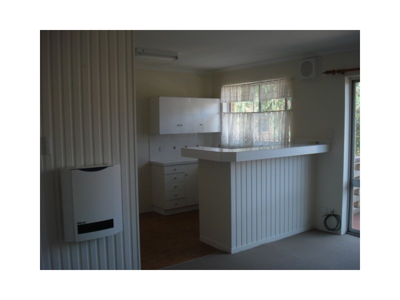 12/2 Booth Street, Queanbeyan NSW 2620