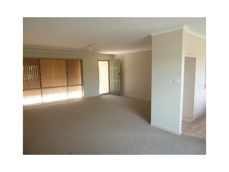 3/15 Henderson Road, Queanbeyan NSW 2620