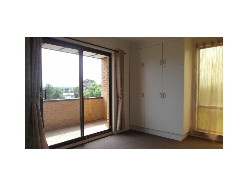 1/27 Mowatt Street, Queanbeyan NSW 2620