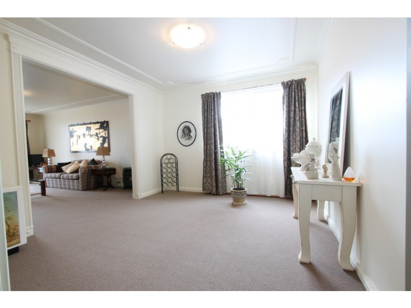 56A Sassafras Crescent, Queanbeyan NSW 2620