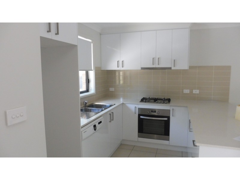 8/36 Cameron Road, Queanbeyan NSW 2620