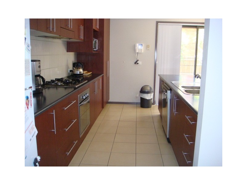 3/18 Mowatt Street, Queanbeyan NSW 2620