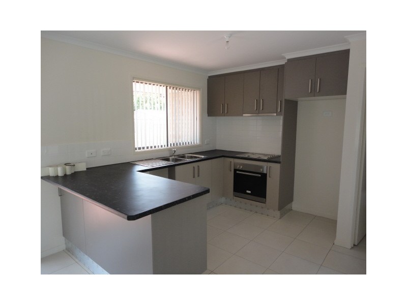 1/25 Crest Road, Queanbeyan NSW 2620