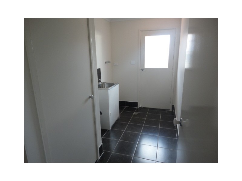 1/25 Crest Road, Queanbeyan NSW 2620